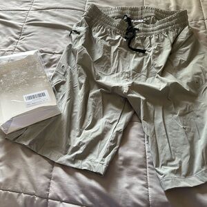 Amazon Men's Swim Hybrids in Light Gray